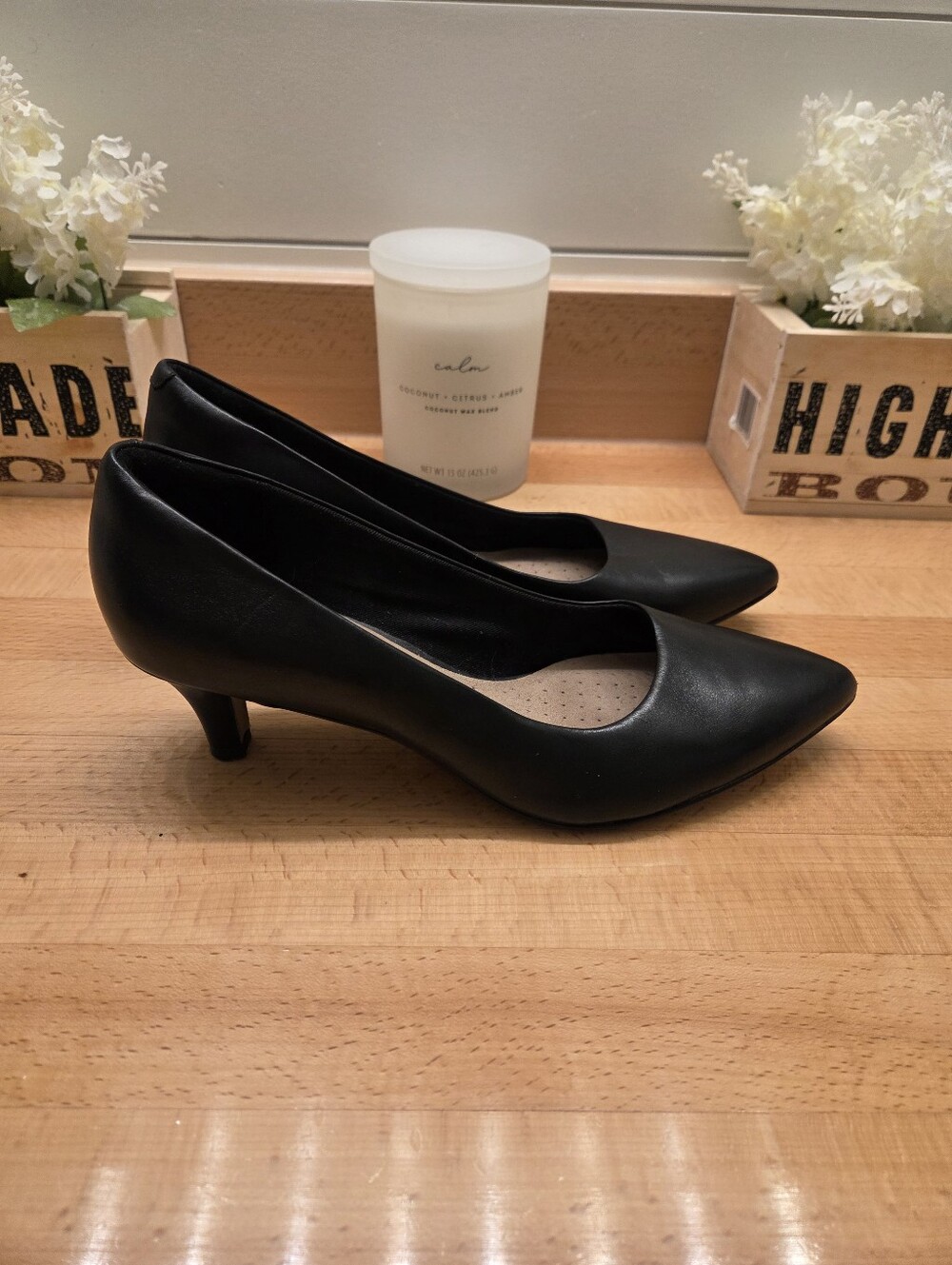 Clarks Linvale Jerica Black Leather Pointed Toe Kitten Heel Pumps Womens Size 10